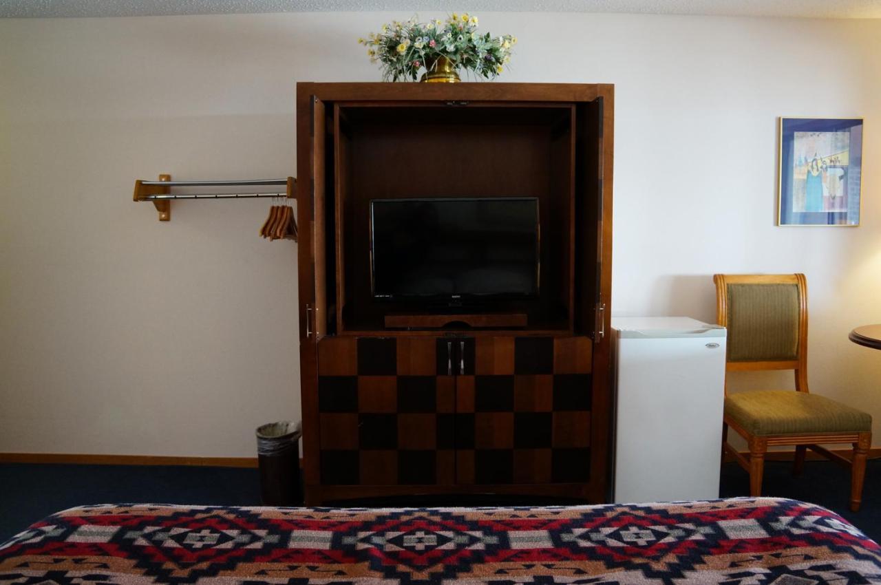 Fort Randall Casino & Hotel Pickstown エクステリア 写真