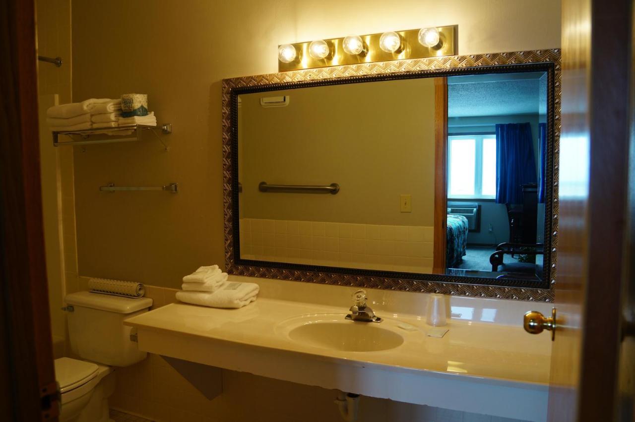 Fort Randall Casino & Hotel Pickstown エクステリア 写真
