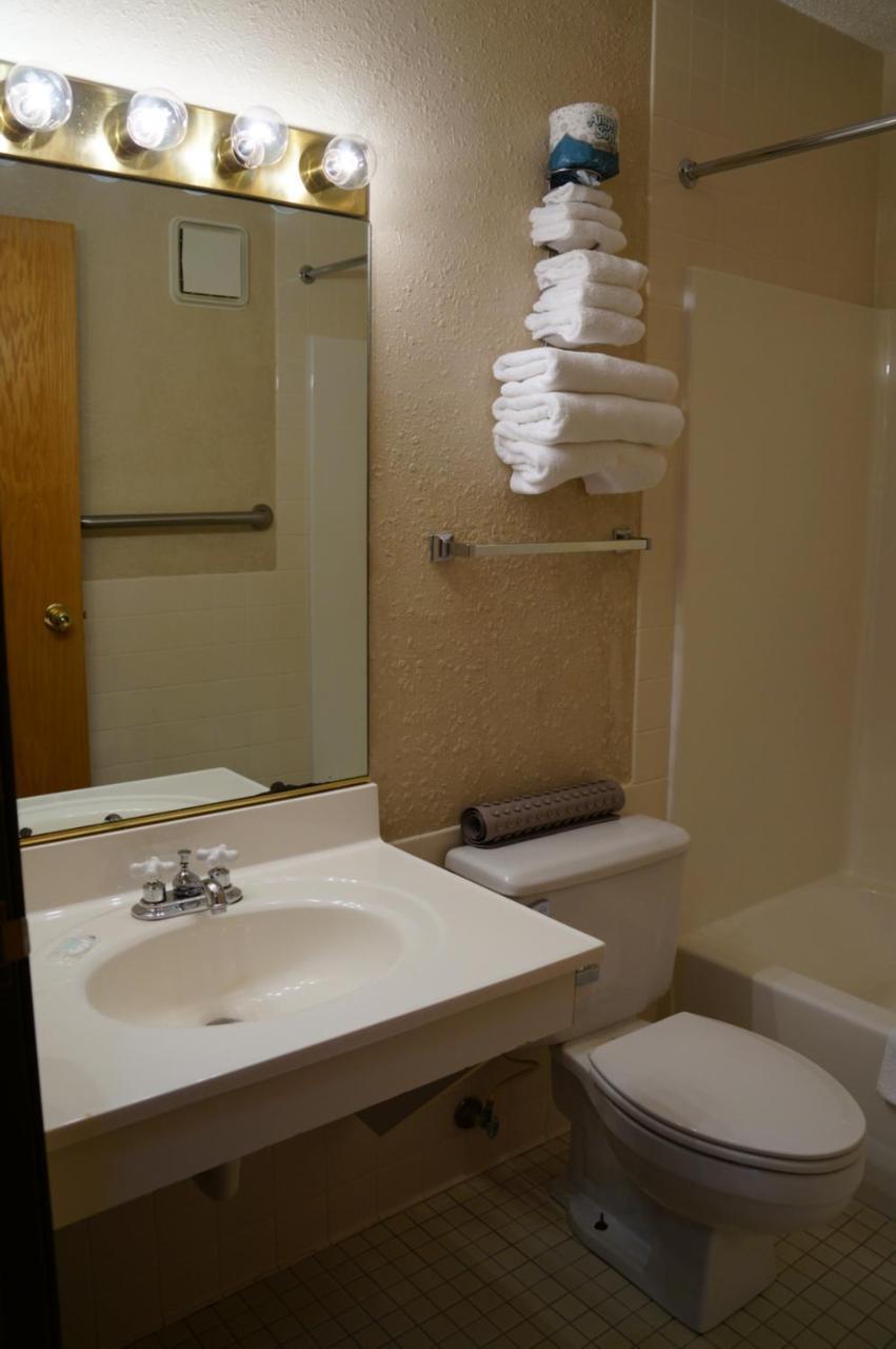 Fort Randall Casino & Hotel Pickstown エクステリア 写真