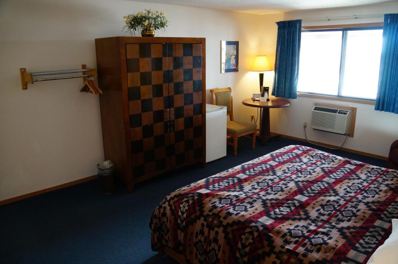 Fort Randall Casino & Hotel Pickstown エクステリア 写真
