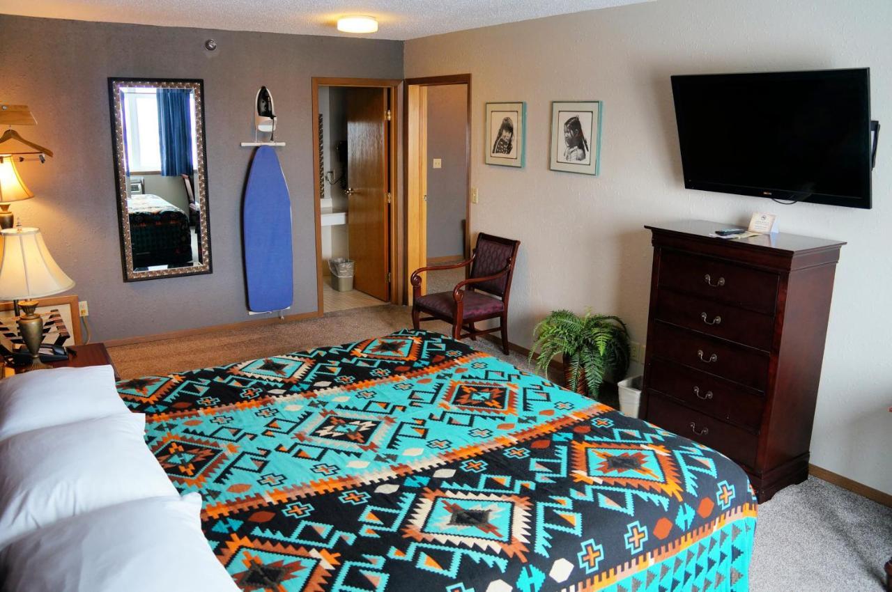 Fort Randall Casino & Hotel Pickstown エクステリア 写真
