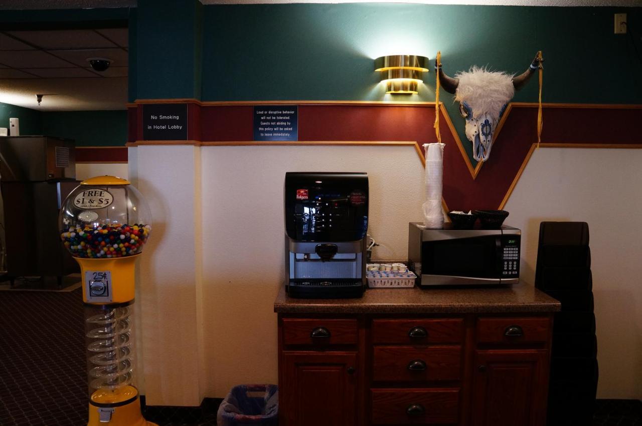 Fort Randall Casino & Hotel Pickstown エクステリア 写真